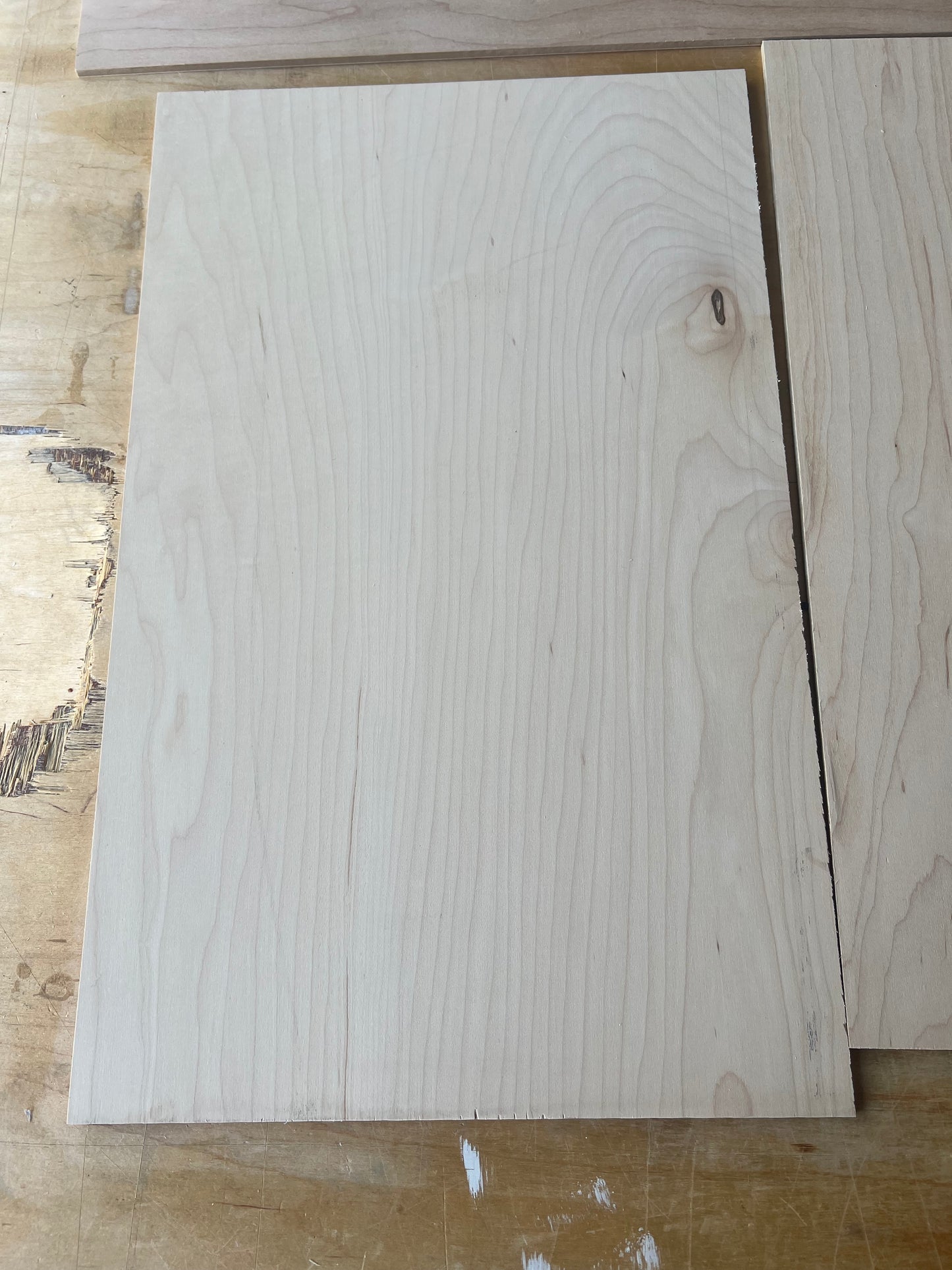 ***Discounted*** 1/4” Maple w/MDF core ~12x19” - 20 sheets